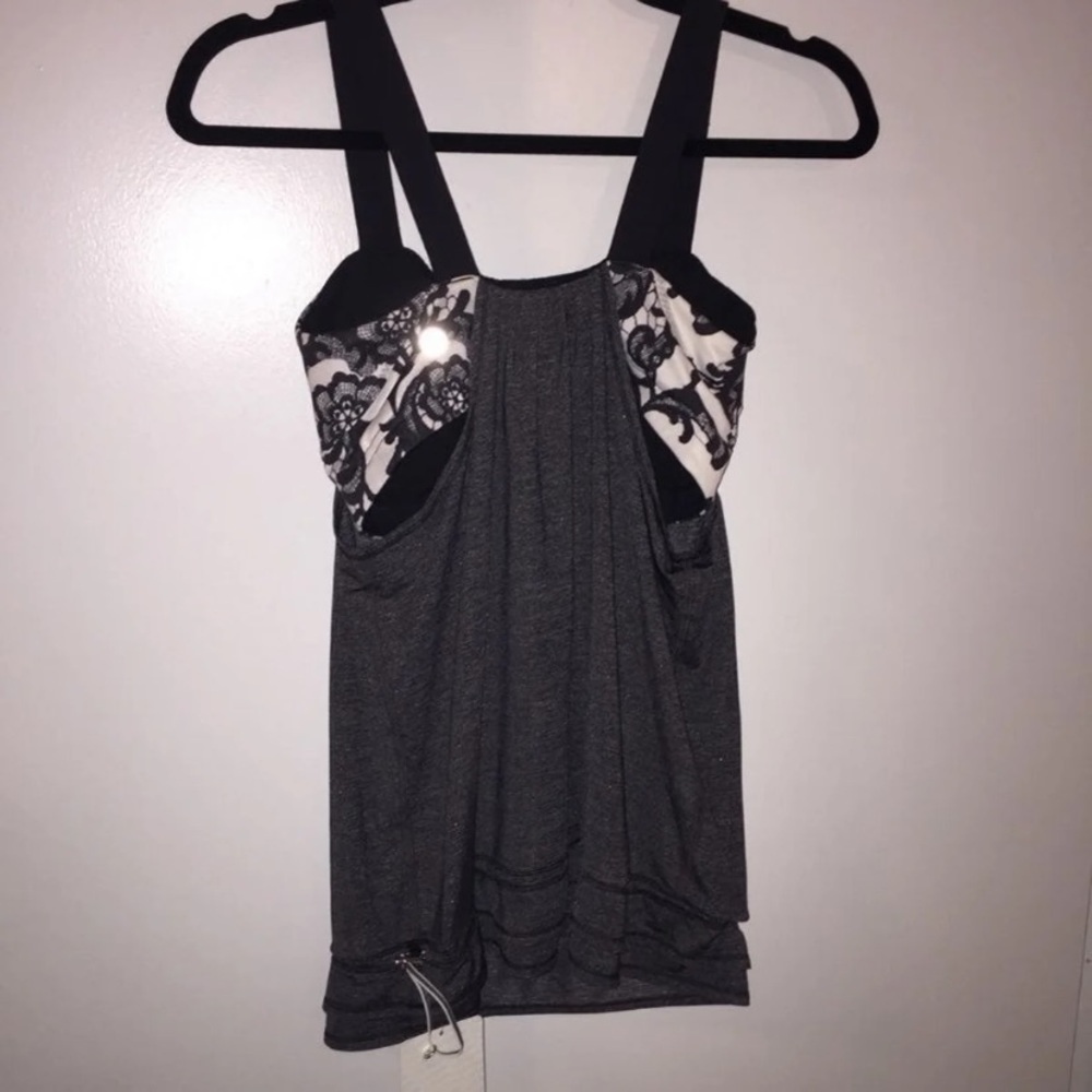 Lululemon RUN Back on Track Gray Tank - Picture 3 of 5